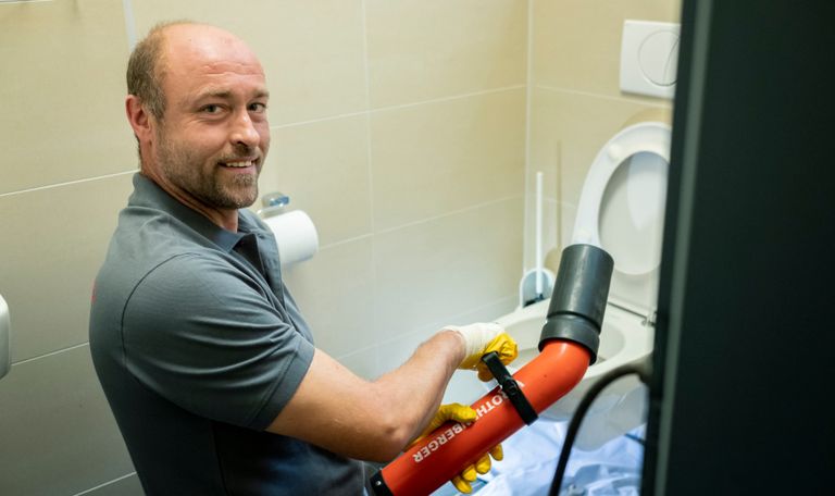 Kanal- und Rohrreinigung Aldersbach  - WC verstopft